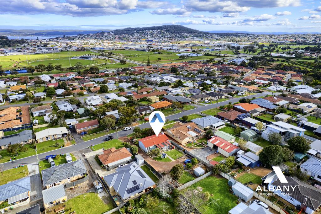 94 Hillman St, Spencer Park, WA 6330