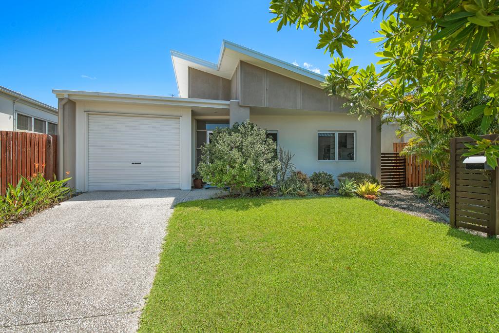 16 Whitsunday St, Parrearra, QLD 4575