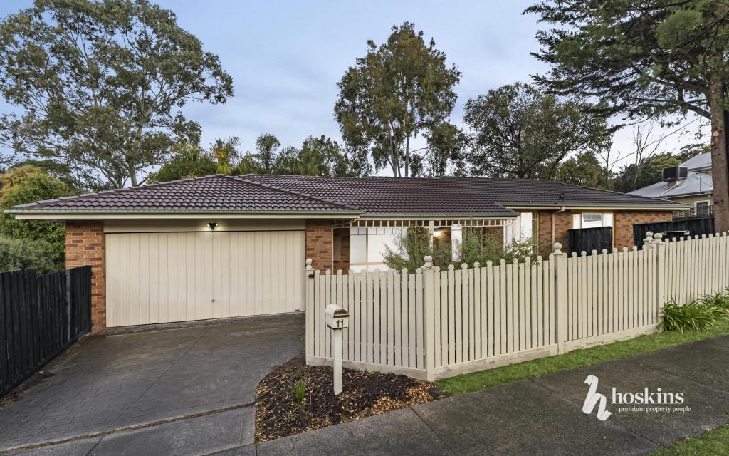 11 Stirling Rd, Croydon, VIC 3136
