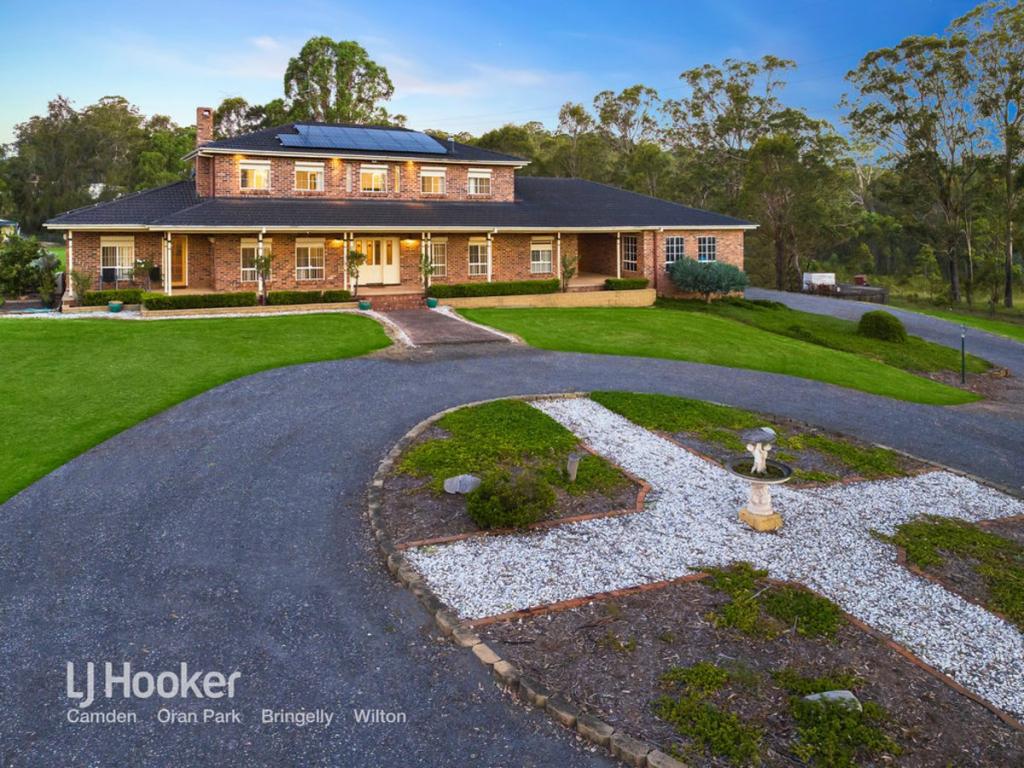 34 COLONEL PYE DR, COBBITTY, NSW 2570