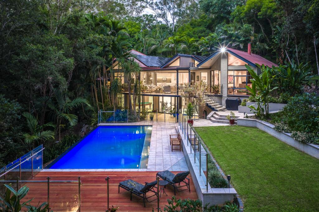 39 Cedarleigh Rd, Kenmore, QLD 4069