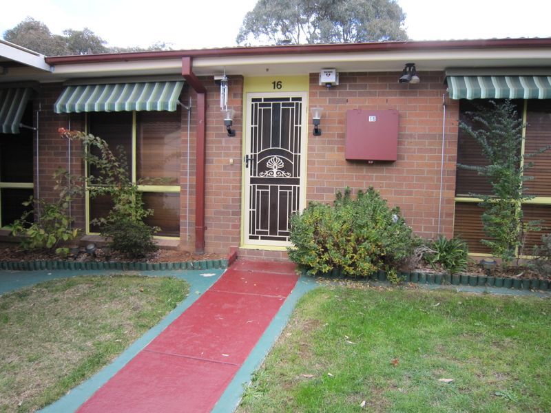 16/30 Cartwright St, Charnwood, ACT 2615