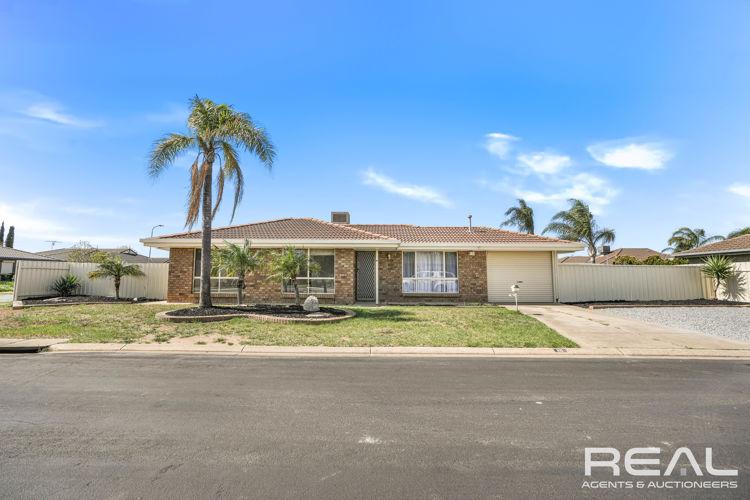 15 Burdett Dr, Paralowie, SA 5108