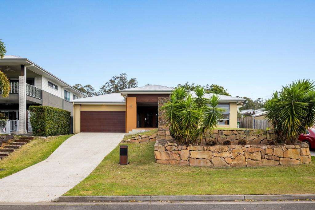 9 RIVERBREEZE CRES, MAUDSLAND, QLD 4210