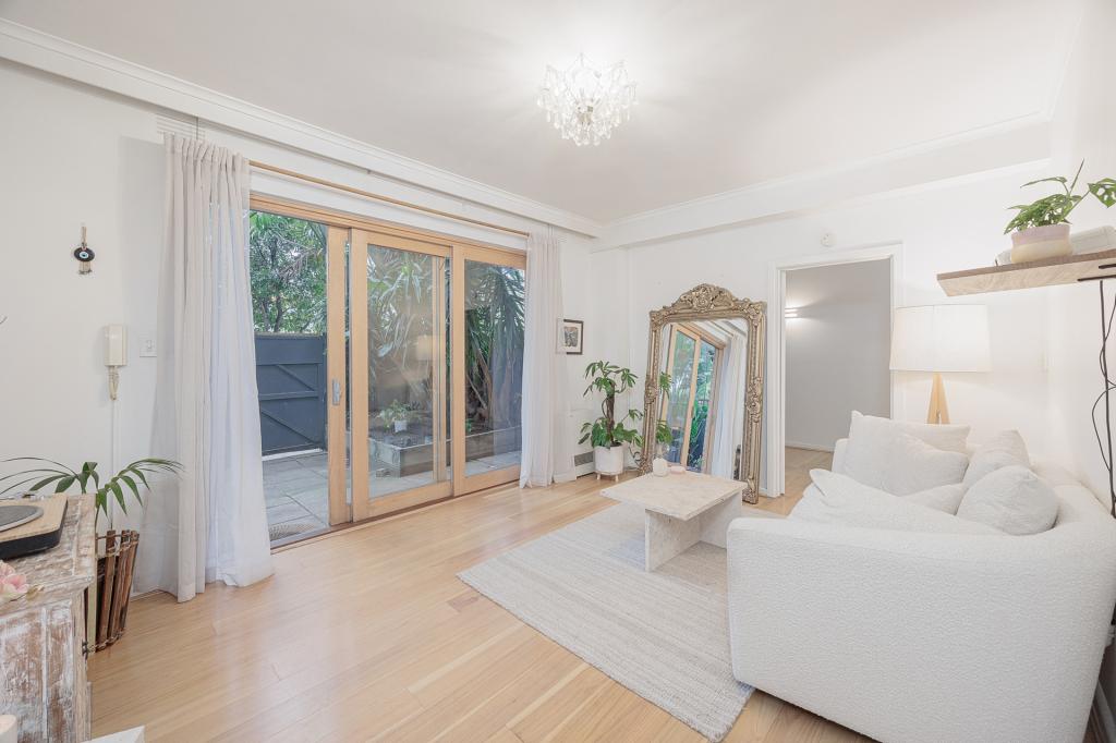 1/25 Byron St, Elwood, VIC 3184