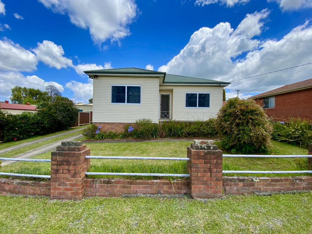 3 Coomea St, Bomaderry, NSW 2541