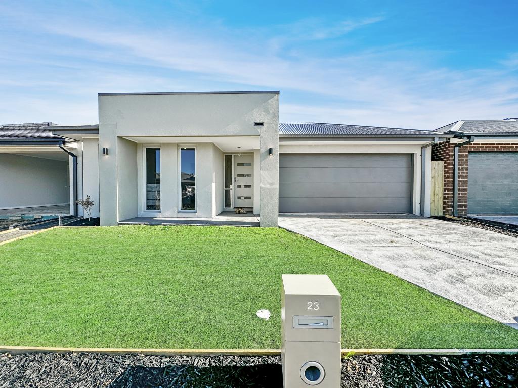 23 LUNN ST, OFFICER, VIC 3809