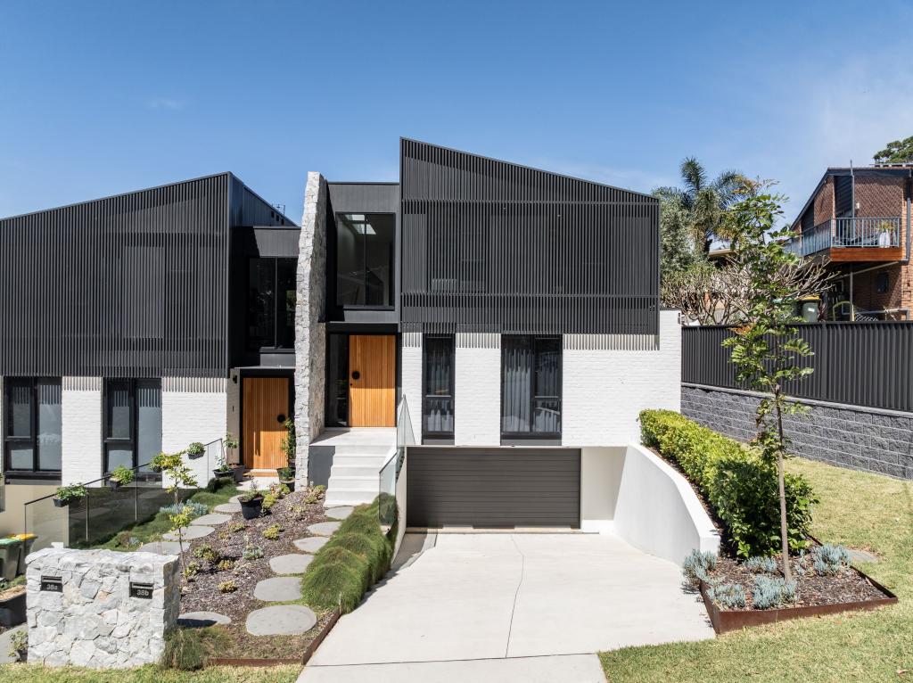 38b Kanangra Dr, Thirroul, NSW 2515