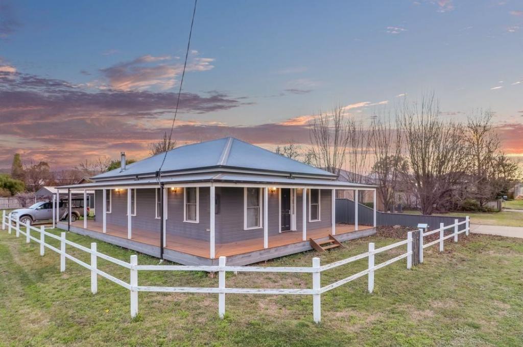 2 Hunter St, Mansfield, VIC 3722