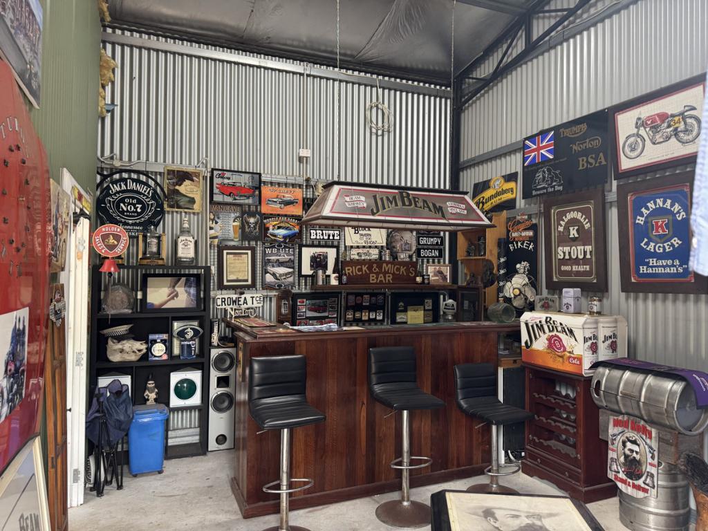 85 Orchard Rd, Wooroloo, WA 6558
