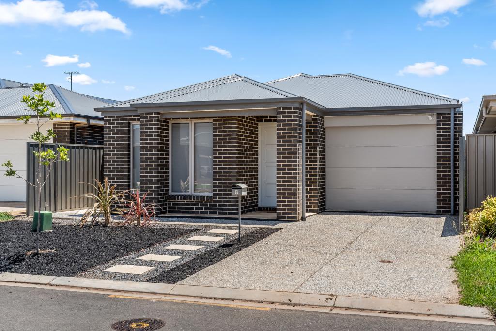 8 Kerrie Ave, Munno Para West, SA 5115