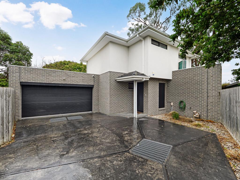 12a Cypress Ct, Cranbourne North, VIC 3977