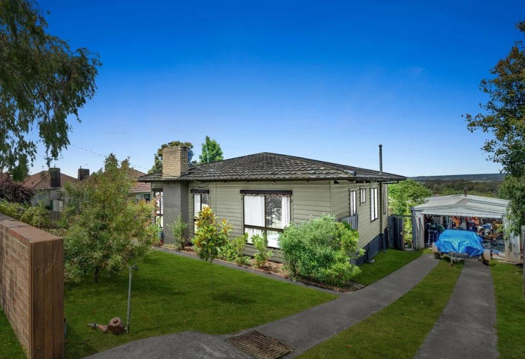 8 Stephenson St, Morwell, VIC 3840