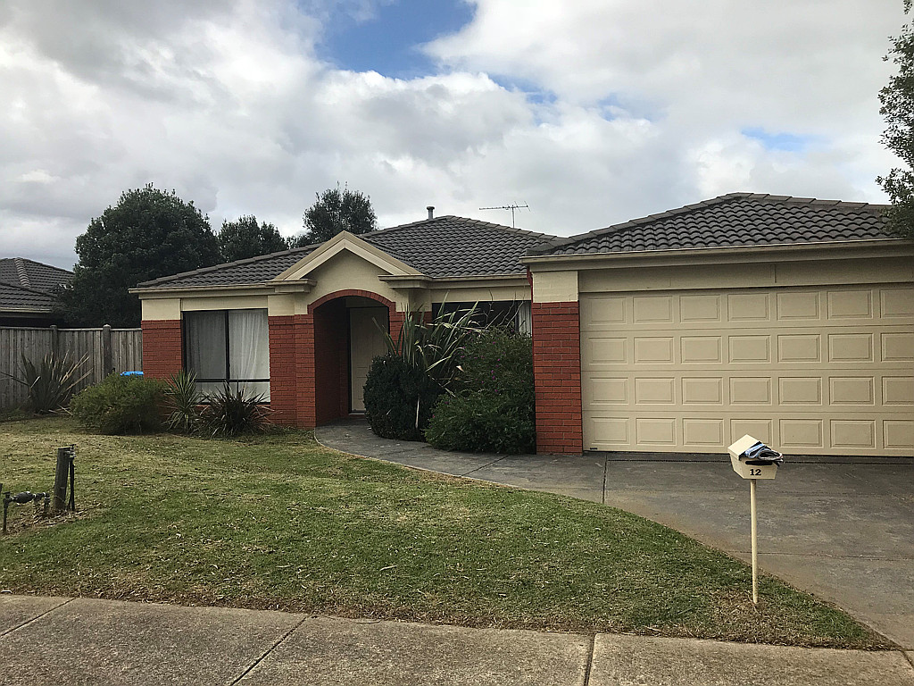 12 AMBIANCE CRES, NARRE WARREN SOUTH, VIC 3805