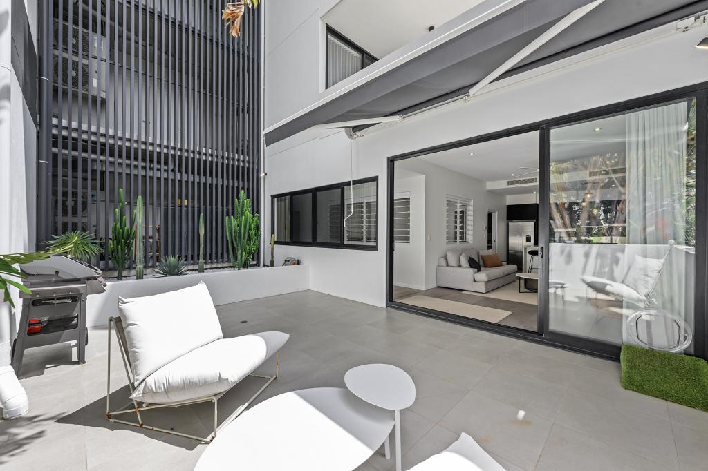 4/88 Jefferson Lane, Palm Beach, QLD 4221