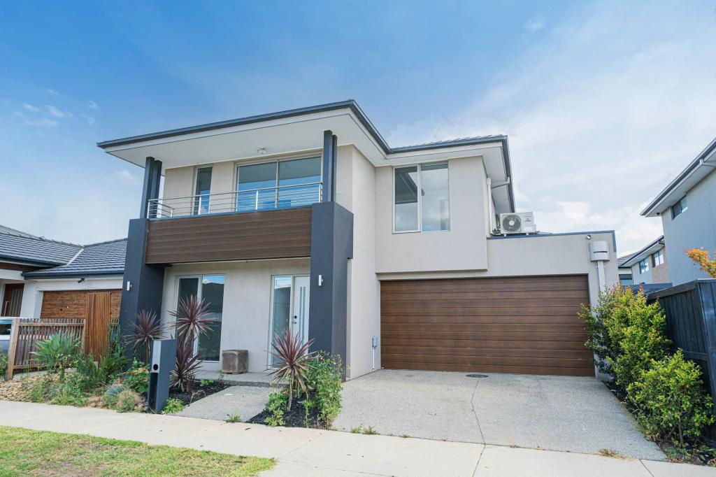15 Favero St, Clyde North, VIC 3978