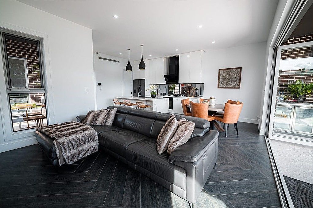 10a Hinkler Ave, Condell Park, NSW 2200