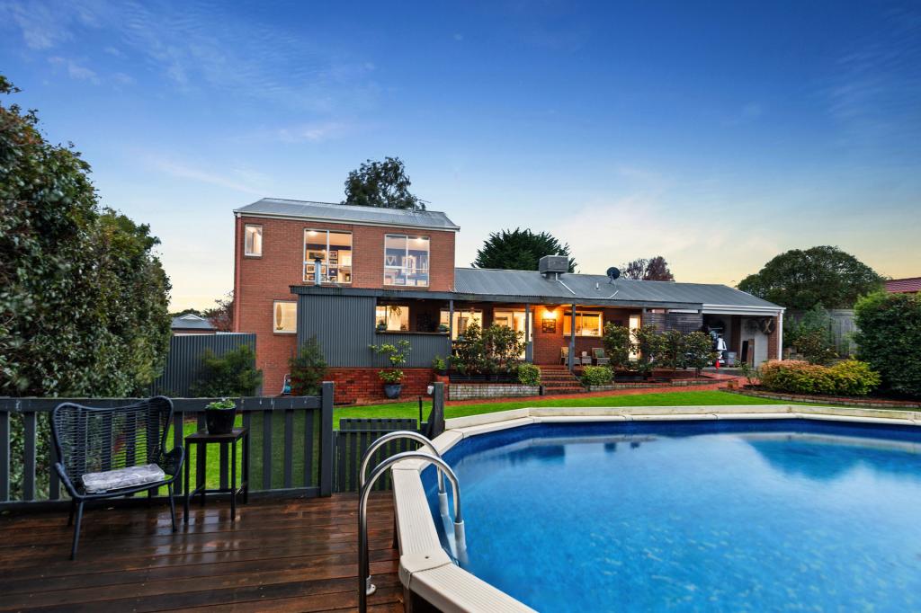 49 Huntingtower Cres, Langwarrin, VIC 3910