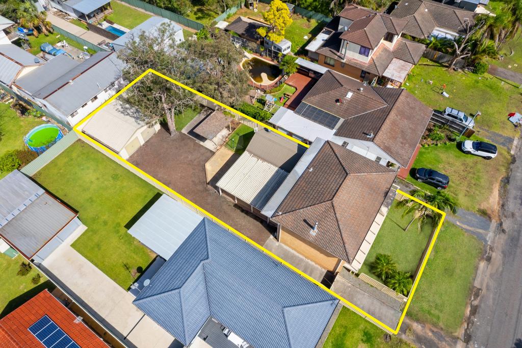 10 Hunter St, Charmhaven, NSW 2263