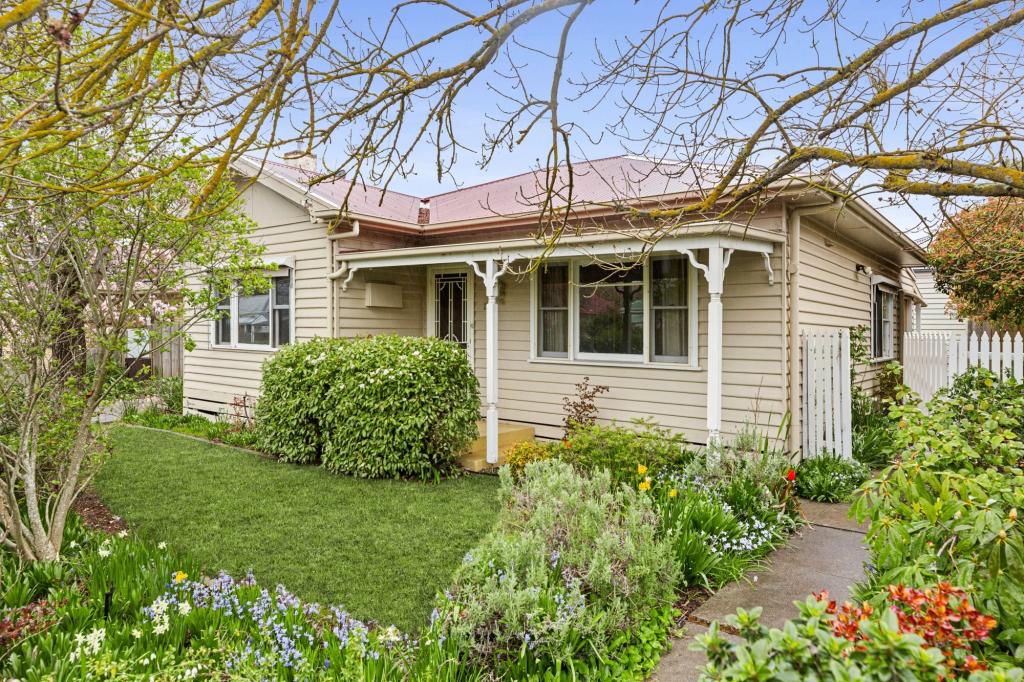 1/12 LAURISTON ST, KYNETON, VIC 3444