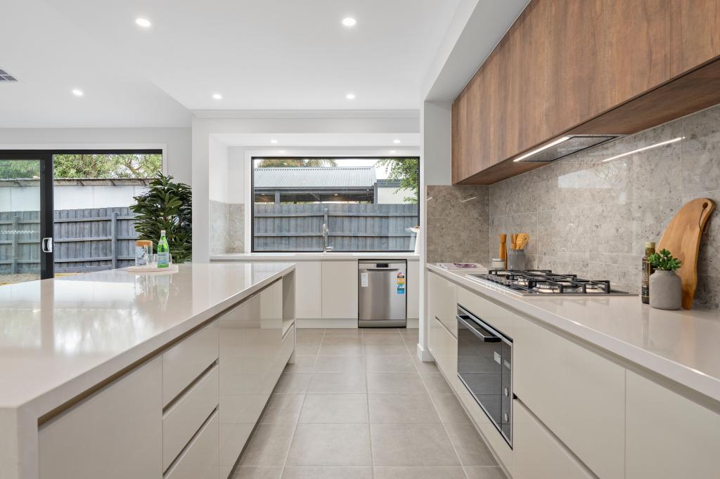 11 Government Rd, Rye, VIC 3941