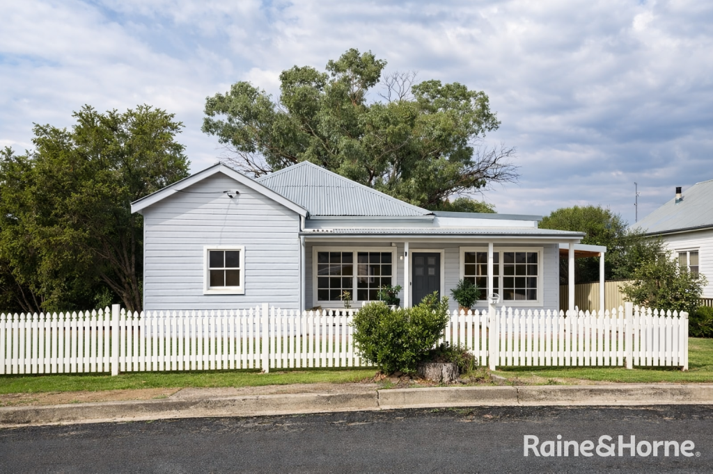 22 Goddard St, Coolah, NSW 2843