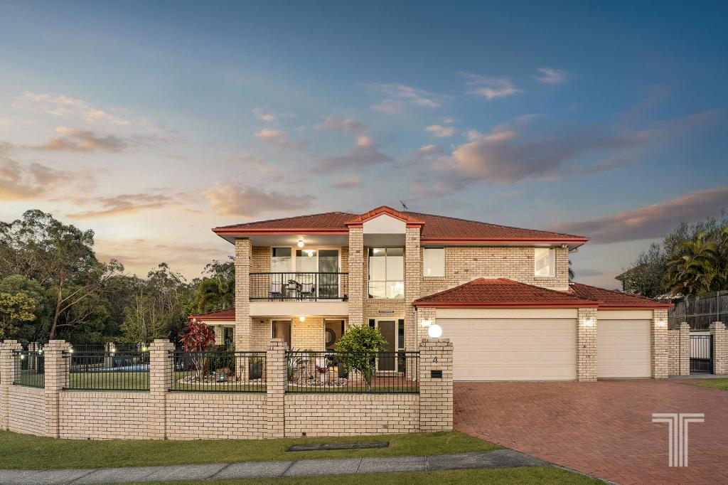 4 Kauri St, Carindale, QLD 4152