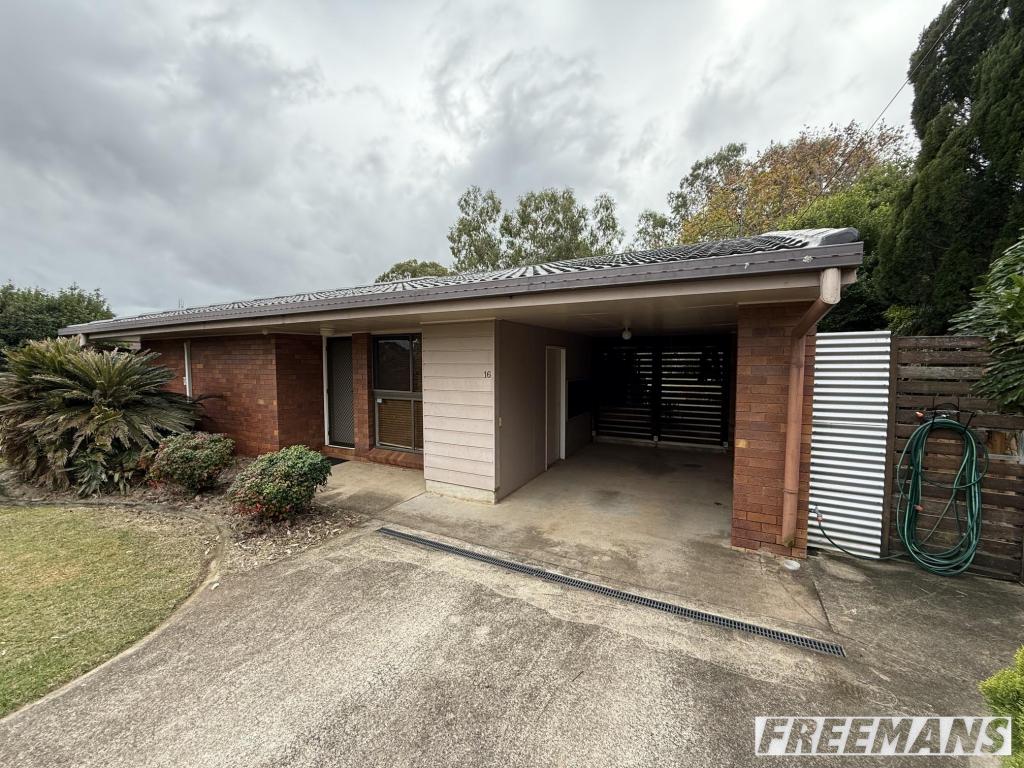 16 Hay St, Nanango, QLD 4615
