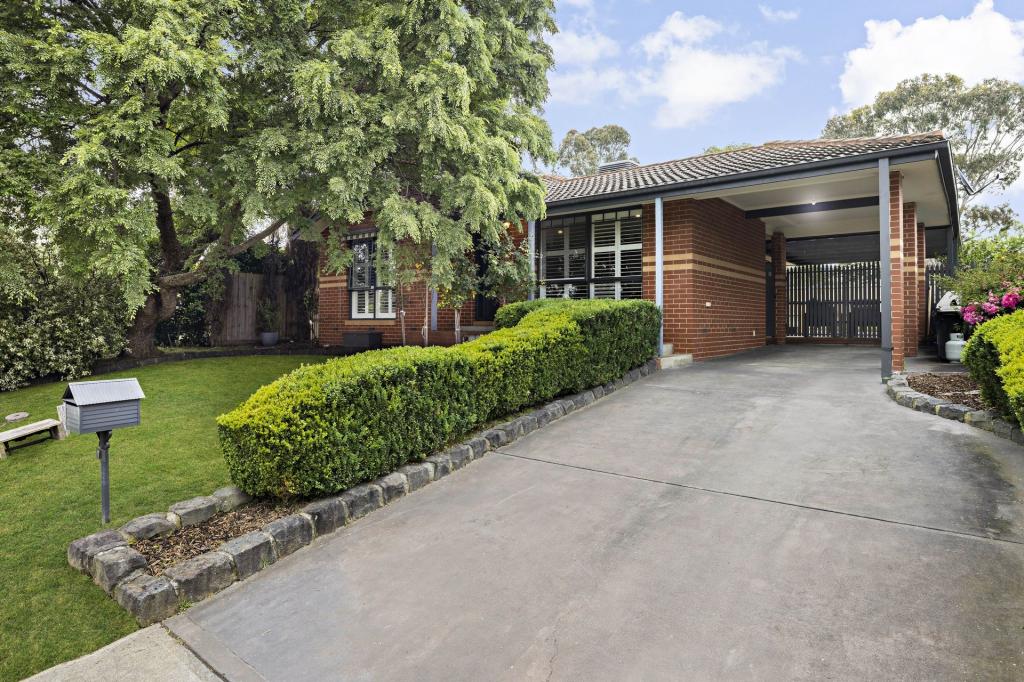 7 Dryden Ct, Berwick, VIC 3806