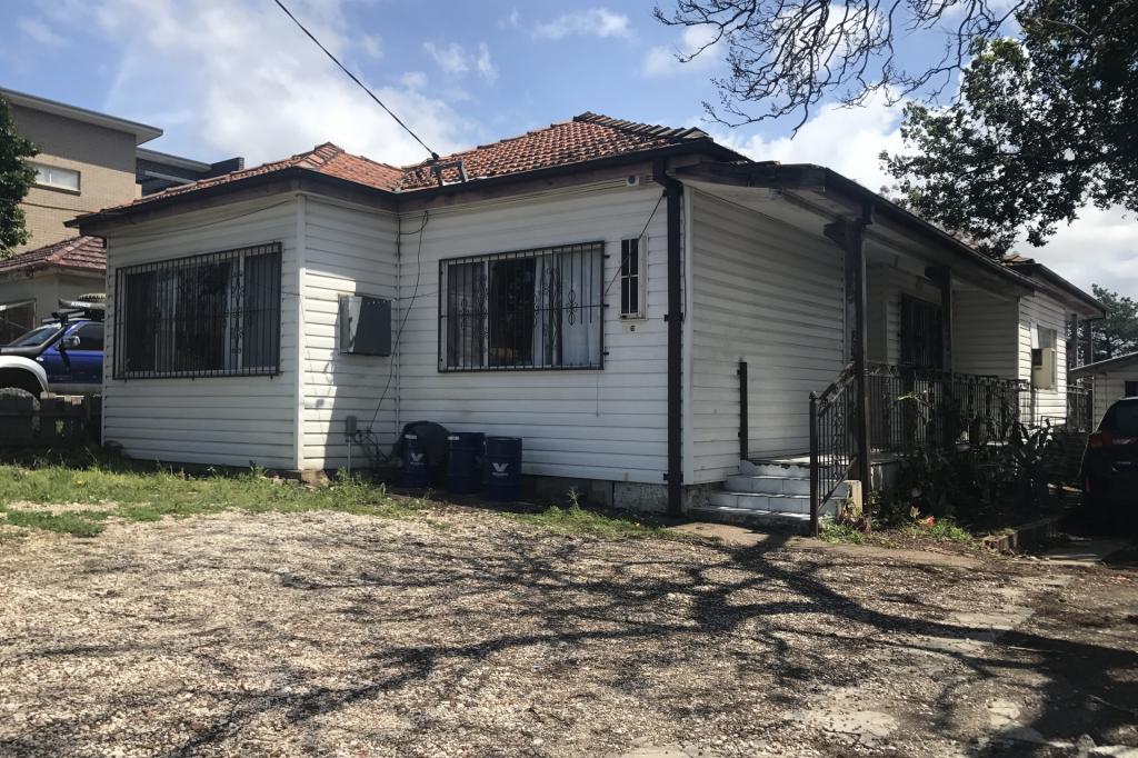 476 Woodville Rd, Guildford, NSW 2161