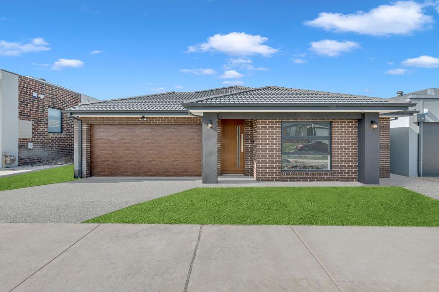66 MADURA PROM, MICKLEHAM, VIC 3064