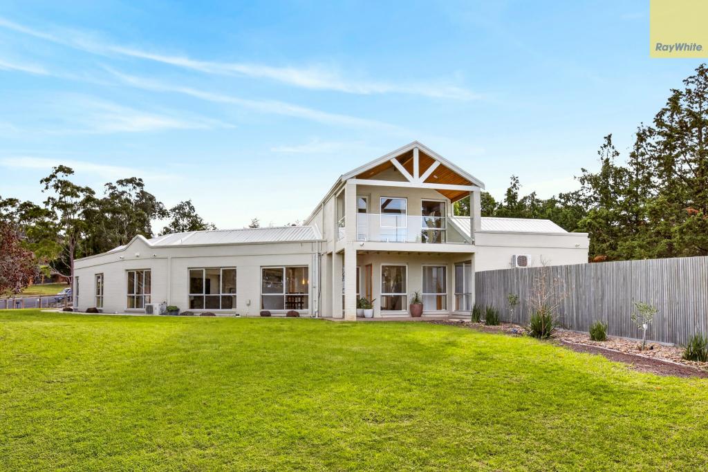 14 Ramsay Cres, Darley, VIC 3340