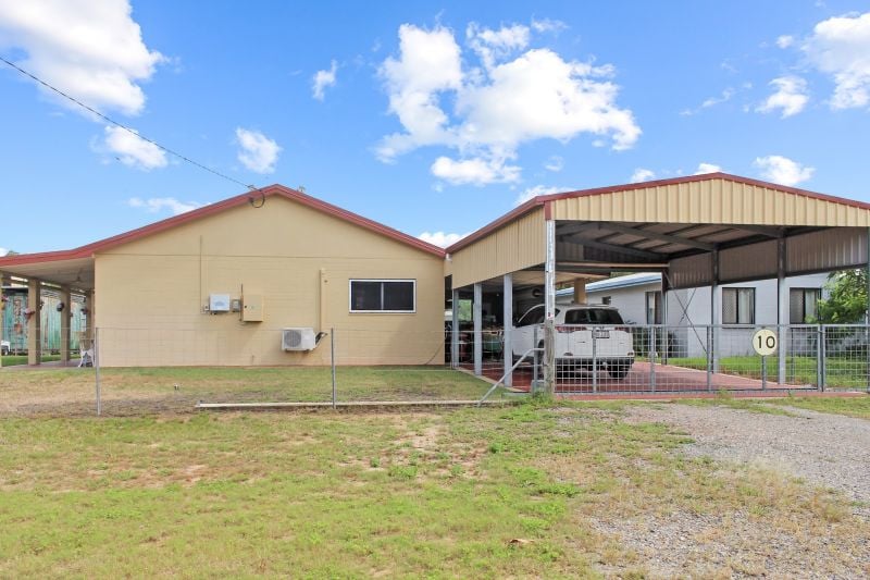 10 Jones Cres, Nome, QLD 4816
