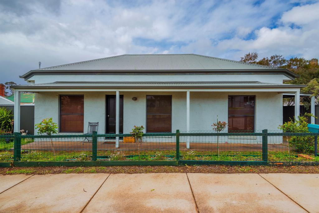 76 Honeysuckle St, Ironbark, VIC 3550
