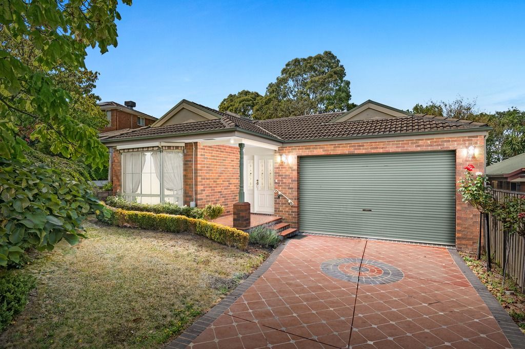 12 Commerford Pl, Chirnside Park, VIC 3116