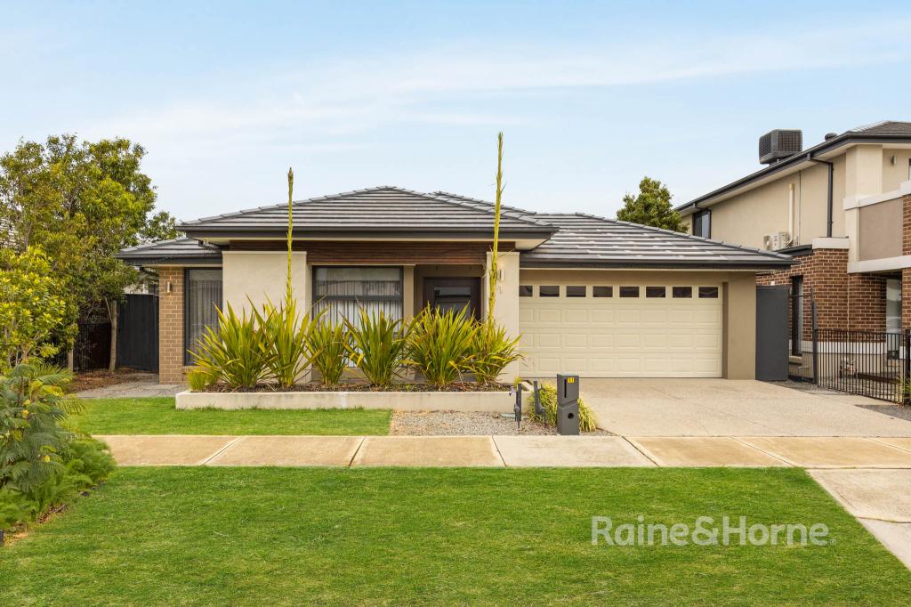 11 HERO ST, DIGGERS REST, VIC 3427