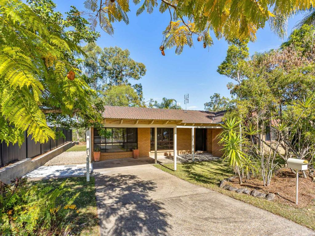 43 Quigan Tce, Highland Park, QLD 4211