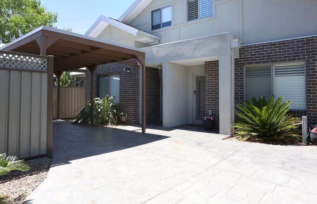 2/38 Sutherland St, Hadfield, VIC 3046