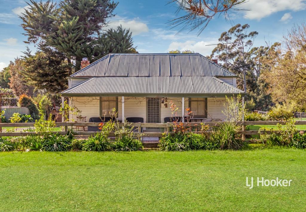 1118 BROADFORD WANDONG RD, SUNDAY CREEK, VIC 3658