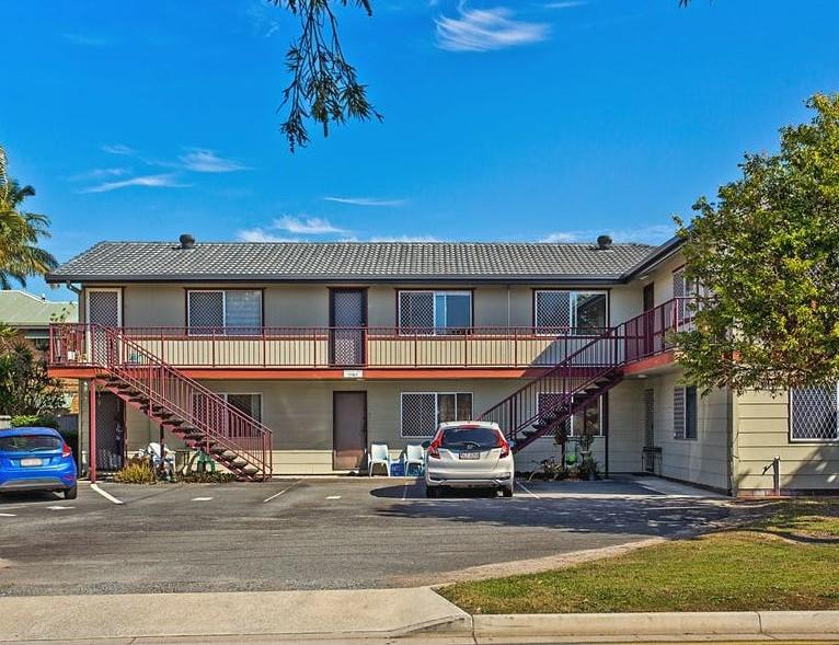 1/10 Phillip St, Labrador, QLD 4215