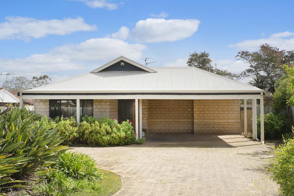 33b Seattle Ct, Quindalup, WA 6281