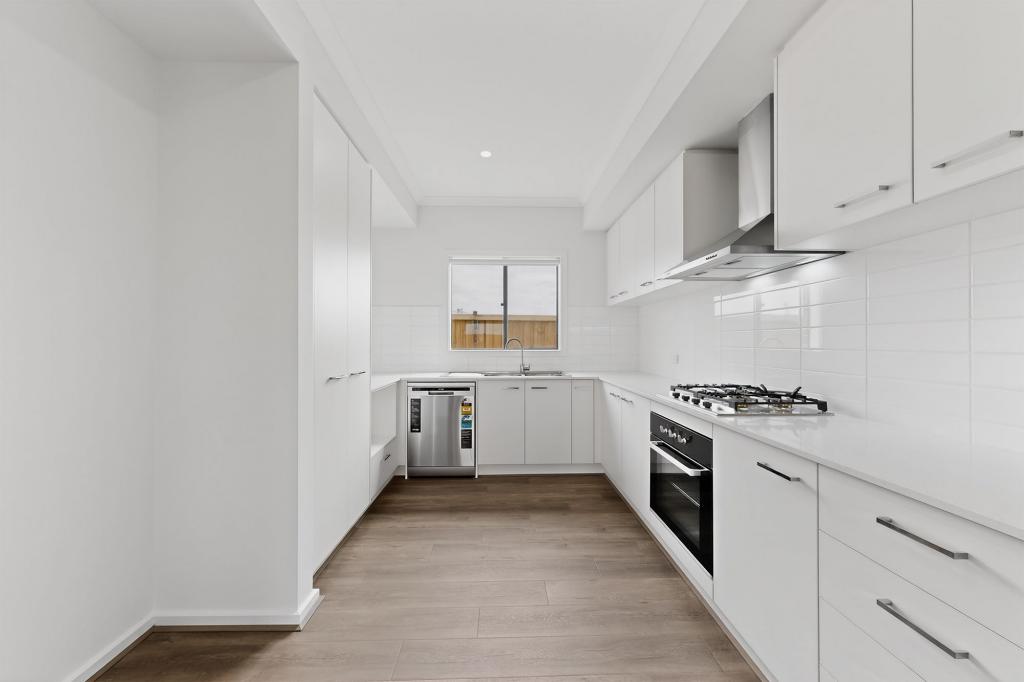 6 Apprentices Rd, Sunbury, VIC 3429