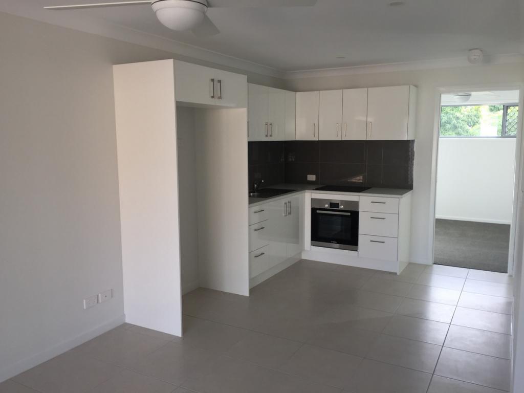 4/11 Slater Ave, Lawnton, QLD 4501