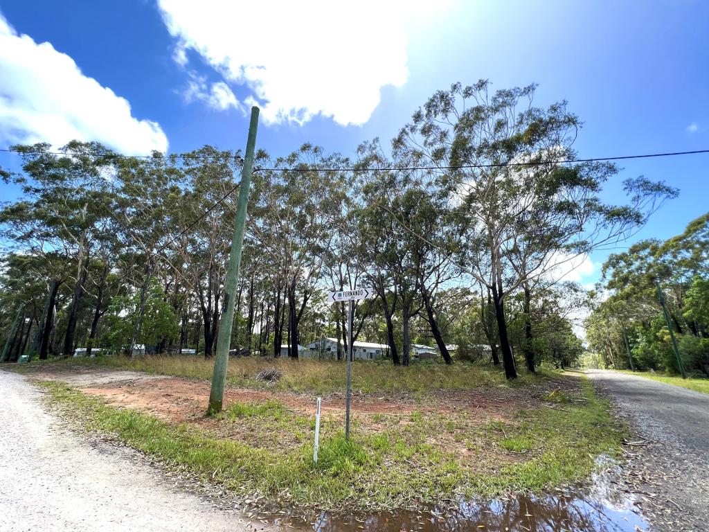 39 Hemp Hill Rd, Russell Island, QLD 4184