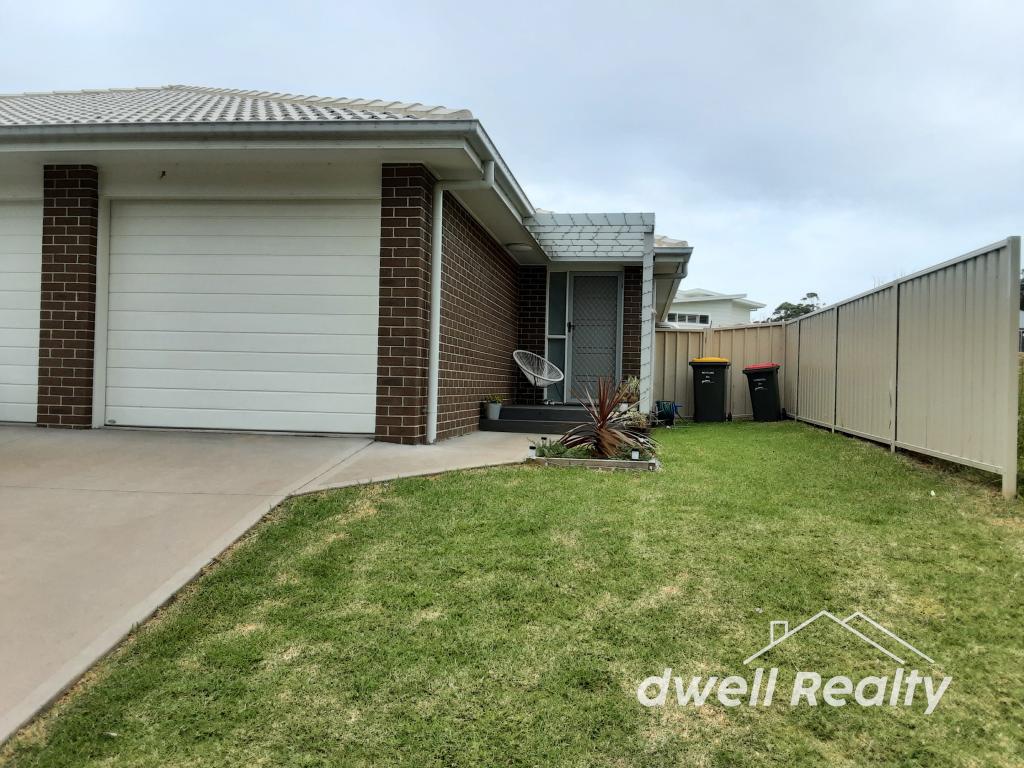 10a Macquarie Dr, Burrill Lake, NSW 2539
