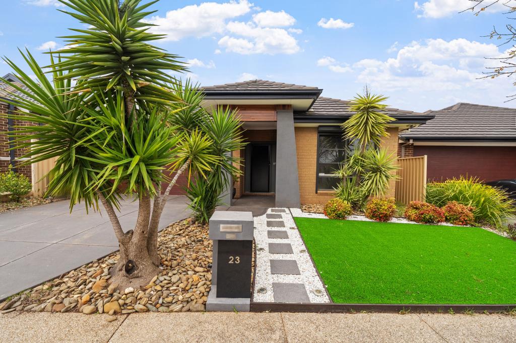 23 Aberfeldie Way, Caroline Springs, VIC 3023