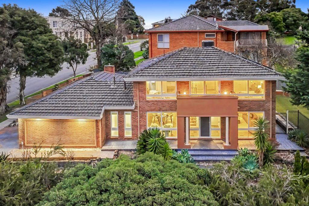 79 Sunnybrook Dr, Wheelers Hill, VIC 3150