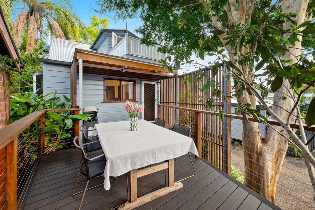 69 Cricket St, Petrie Terrace, QLD 4000