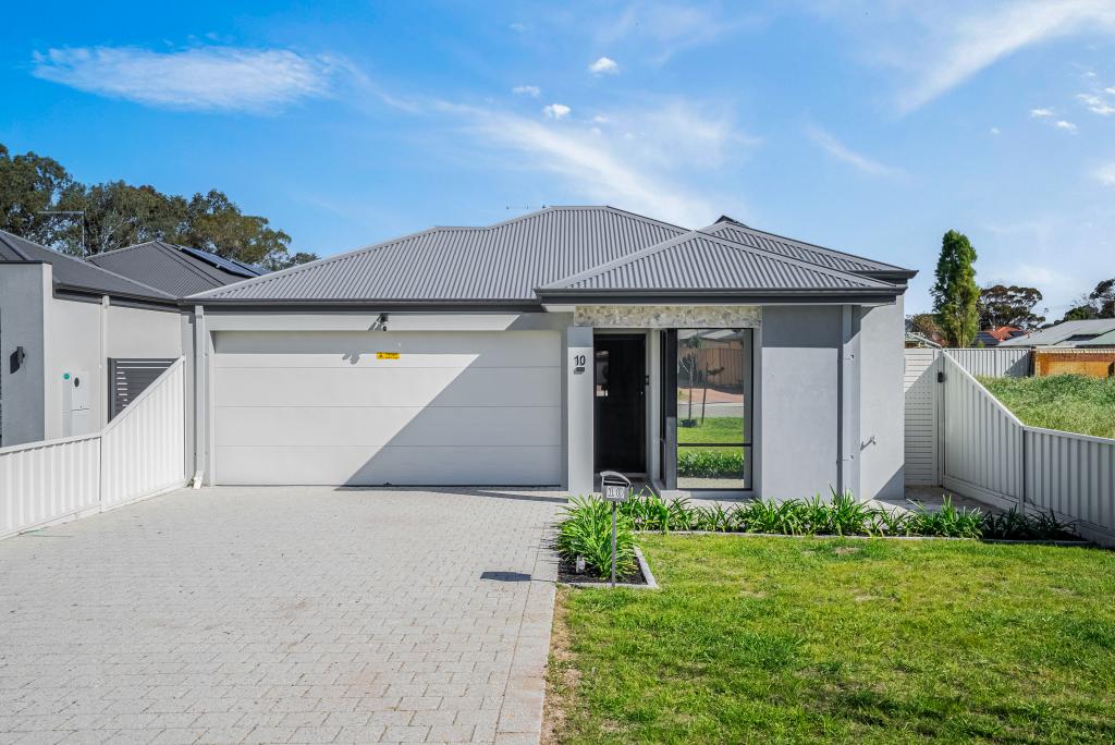 10 CHAPMAN ST, BASSENDEAN, WA 6054