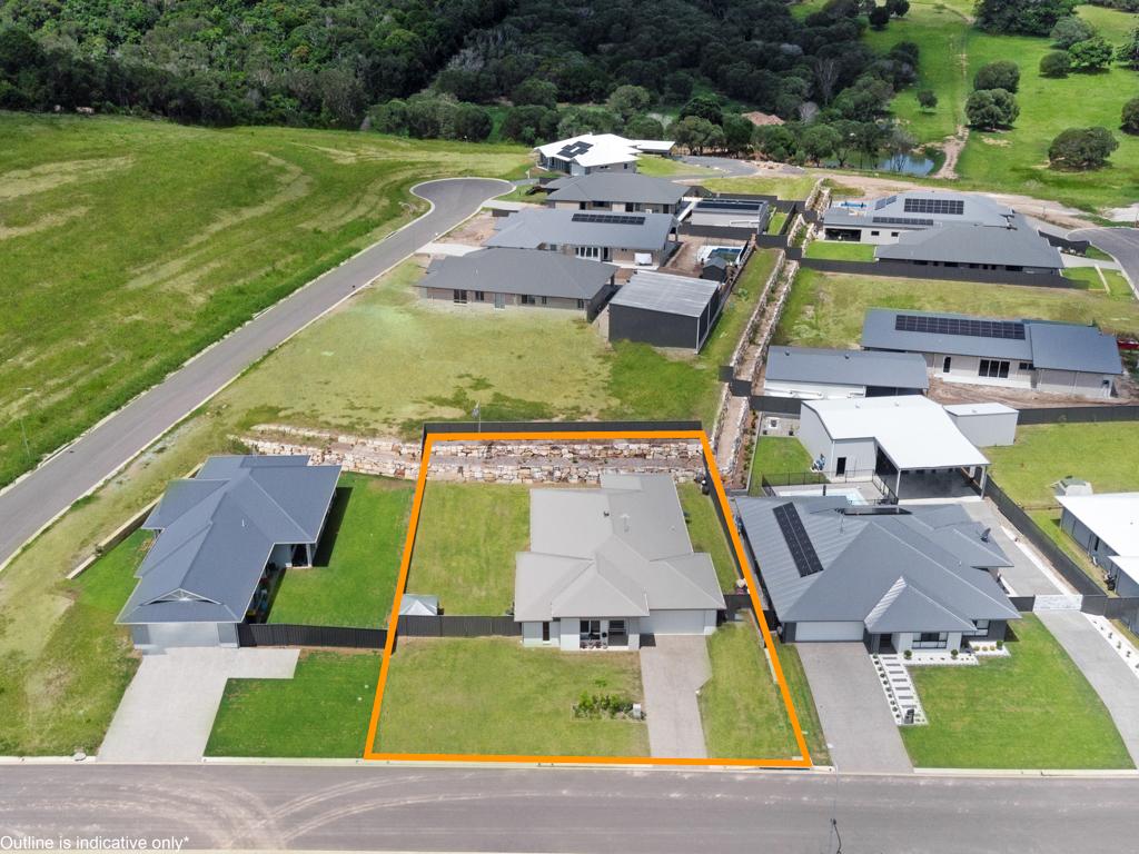 13 Rosemary Ct, Nikenbah, QLD 4655